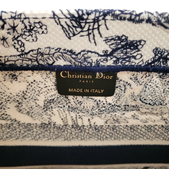 Dior Book Tote Large Size Limited Edition New Blue White Toile de Jouy motif - Picture 8 of 16